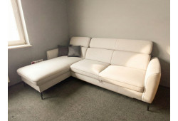 Narożnik 248x175 cm, rozkładany -Wyprzedaż, cena 3990 zł.